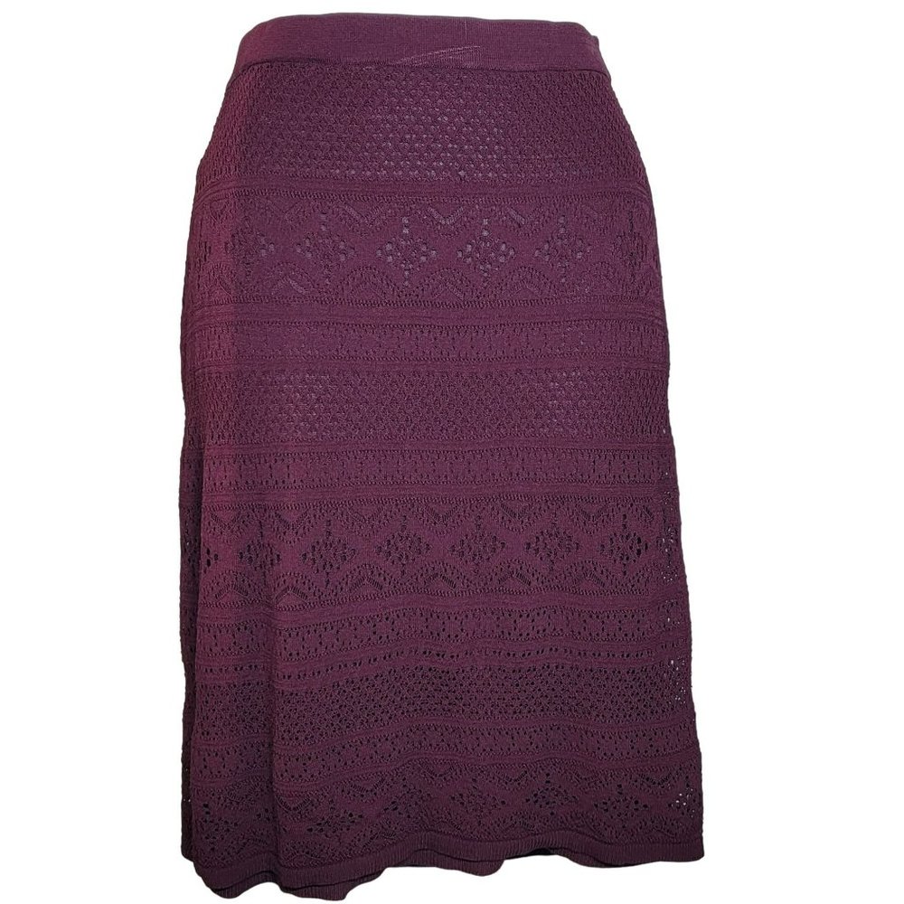 White House Black Market Women's Small Cabernet Eyelet, Knee Length Skirt *NWT*